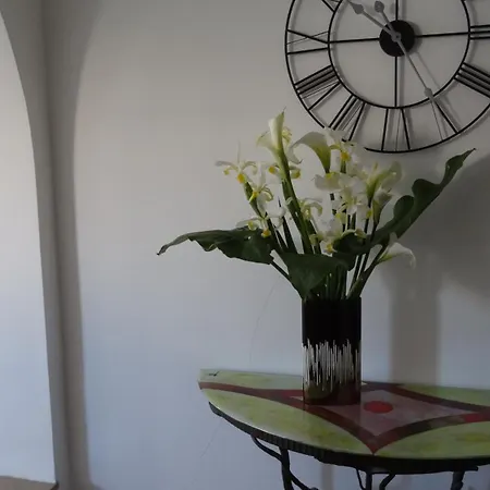 Bel 80m2 Vue Sur 아파트 라시오타